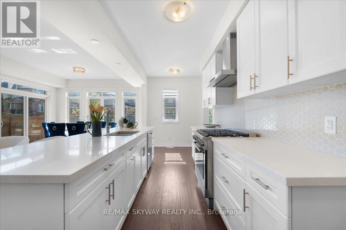 2 GEORGINA STREET - 16