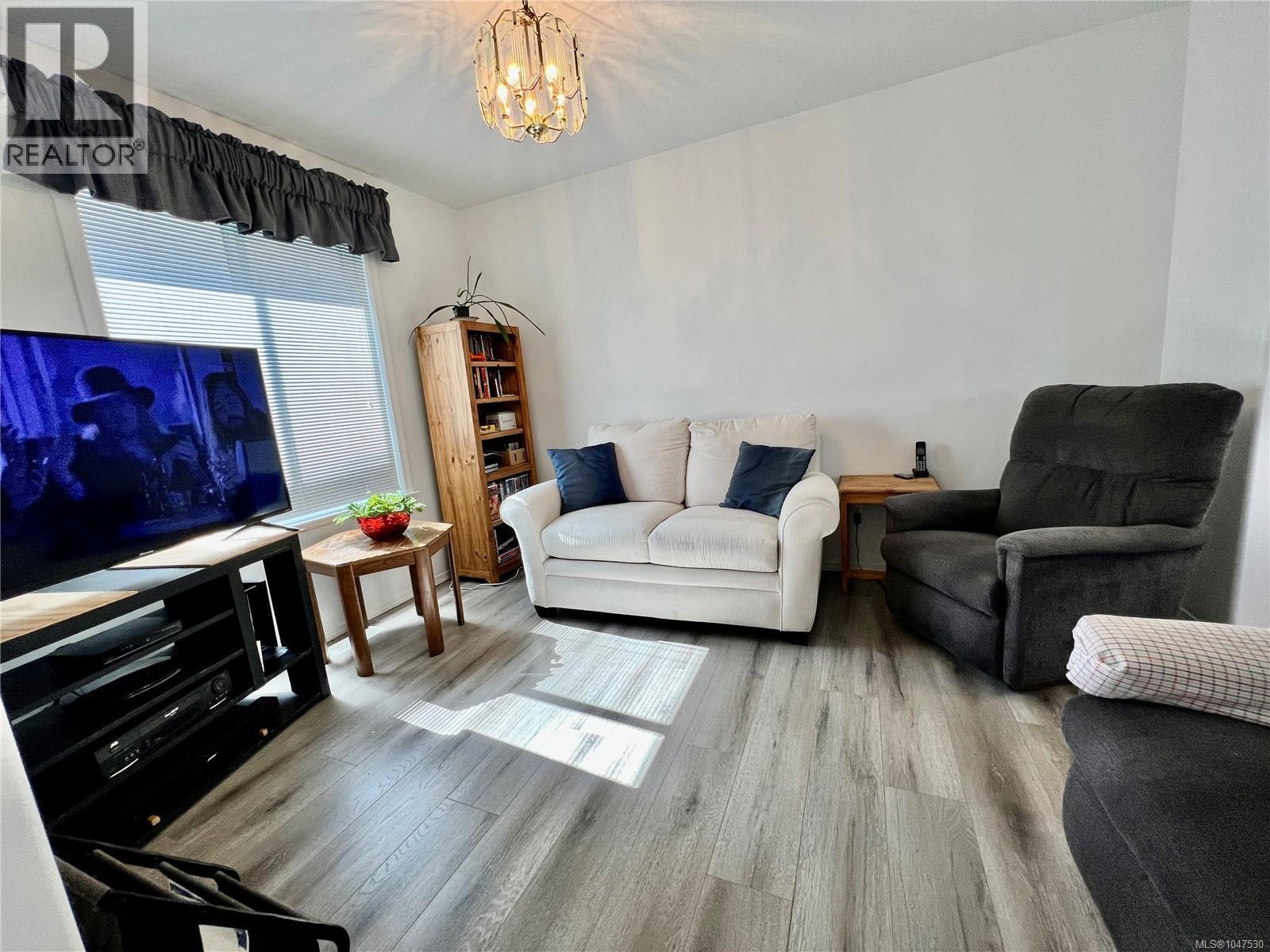 82 Wolf Lane, View Royal
