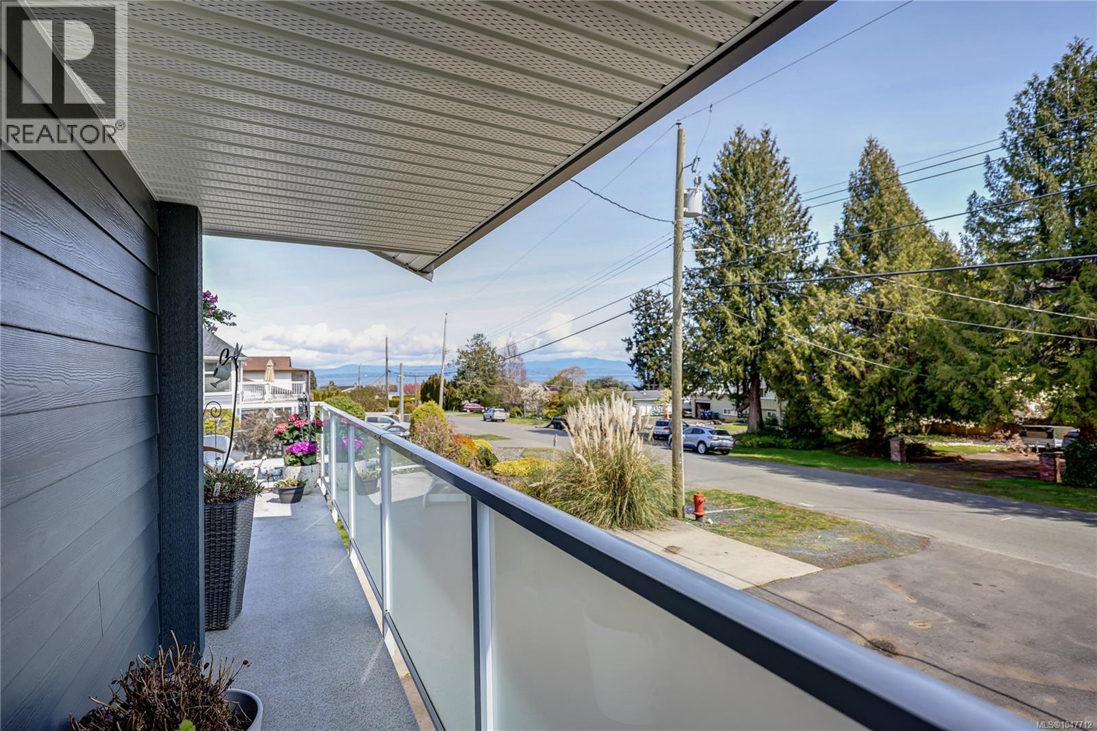 853 Glenhale Cres, Parksville
