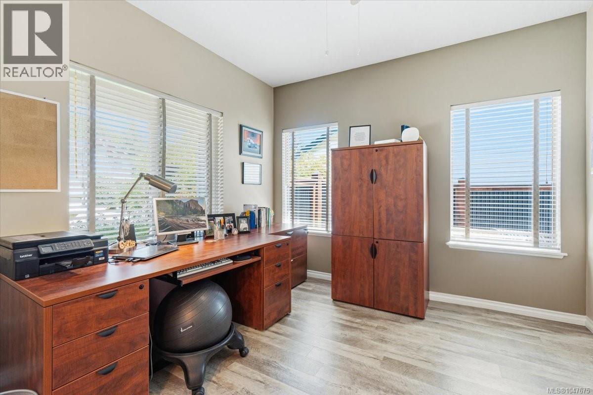 6191 Garside Rd, Nanaimo