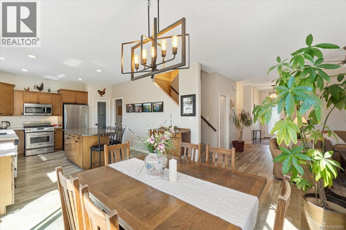 6191 Garside Rd, Nanaimo
