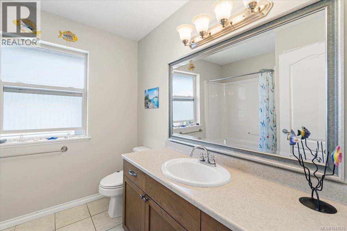 6191 Garside Rd, Nanaimo