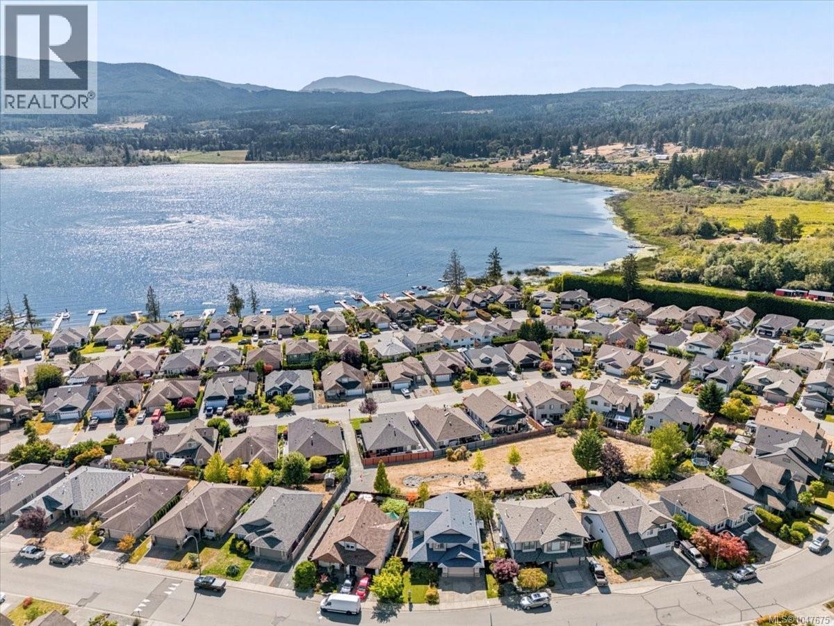 6191 Garside Rd, Nanaimo