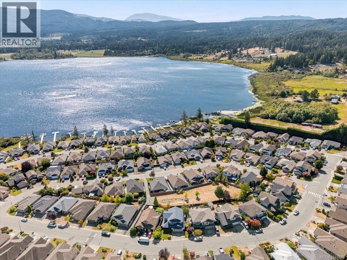 6191 Garside Rd, Nanaimo