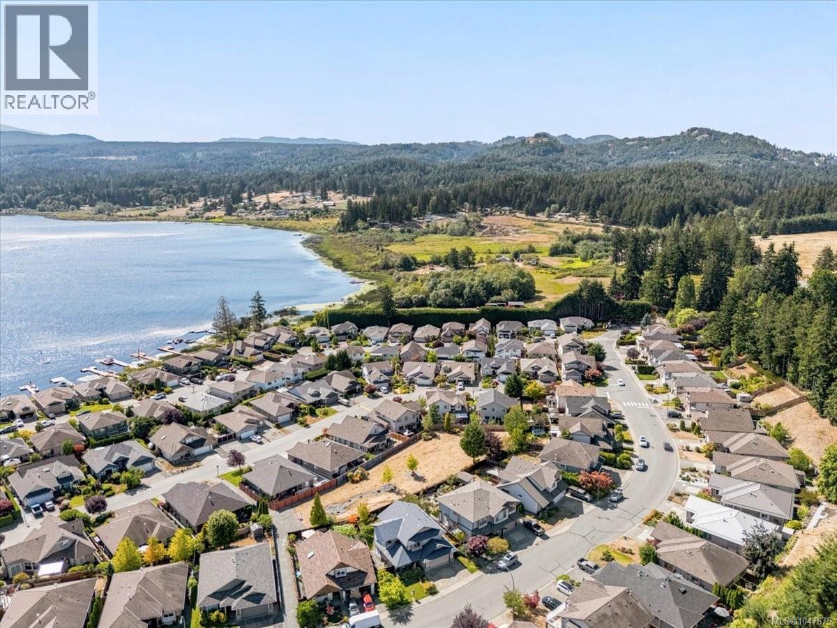 6191 Garside Rd, Nanaimo