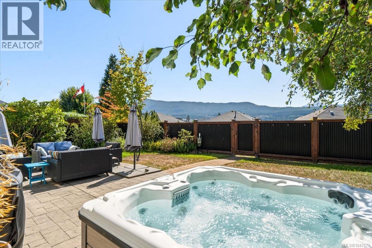 6191 Garside Rd, Nanaimo