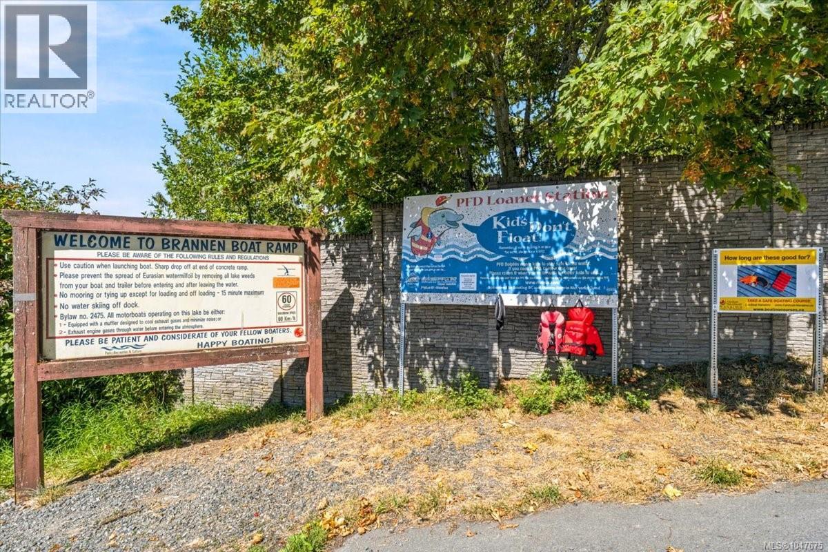6191 Garside Rd, Nanaimo