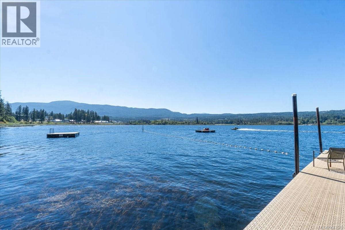 6191 Garside Rd, Nanaimo