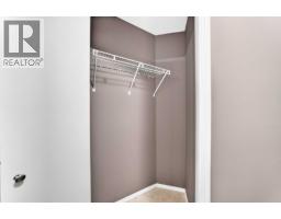 5208A, 604 8 Street SW - photo 32