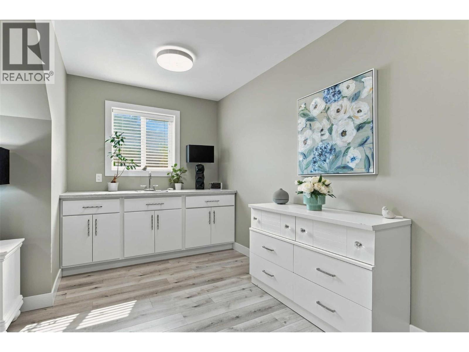 88 Westwood Road - Image 36