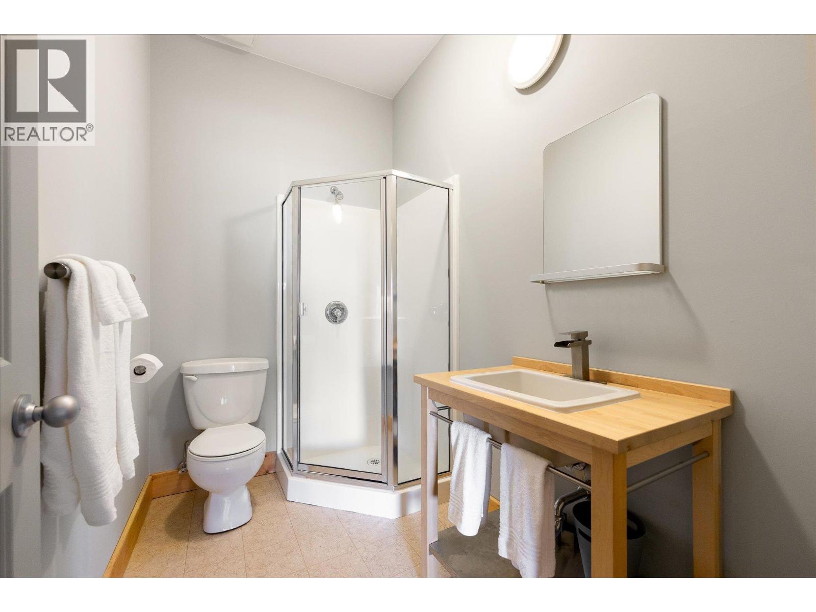 1469 Vancouver Road, West Kelowna