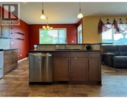 Family room - 422 Lynx Terrace N, Lethbridge, AB T1H6Z6 Photo 11