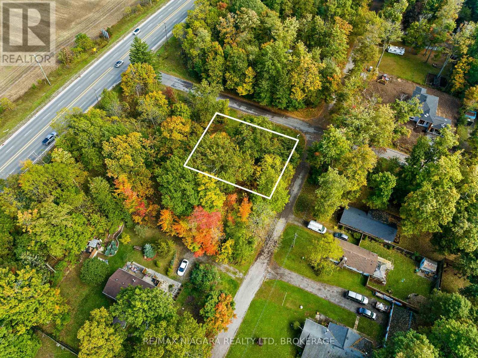 N/S Hiawatha Avenue — photo 17