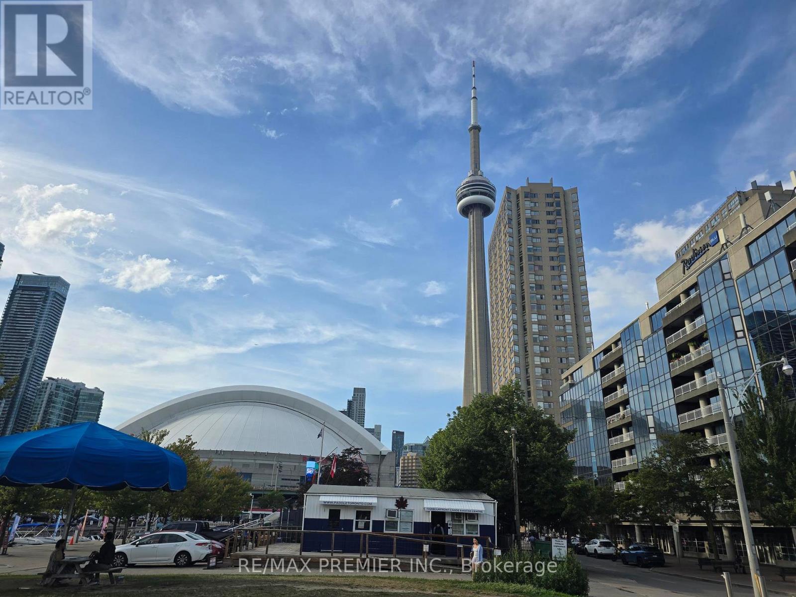 Photo of 270 Queens Quay