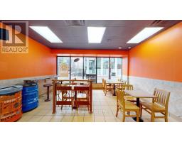 558 Bloor St Street, Toronto, ON M6G1K1 Photo 12