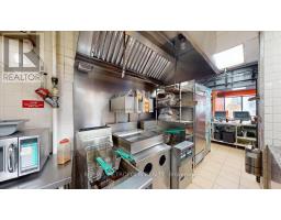 558 Bloor St Street, Toronto, ON M6G1K1 Photo 21