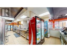 558 Bloor St Street, Toronto, ON M6G1K1 Photo 22