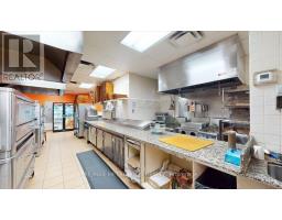 558 Bloor St Street, Toronto, ON M6G1K1 Photo 25