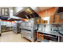 558 Bloor St Street, Toronto, ON M6G1K1 Photo 26