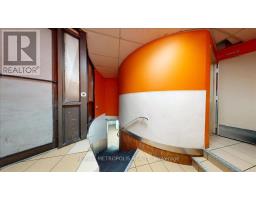 558 Bloor St Street, Toronto, ON M6G1K1 Photo 34