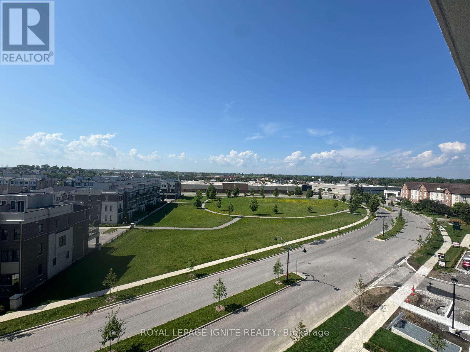 #611 51 CLARINGTON BOULEVARD - 18
