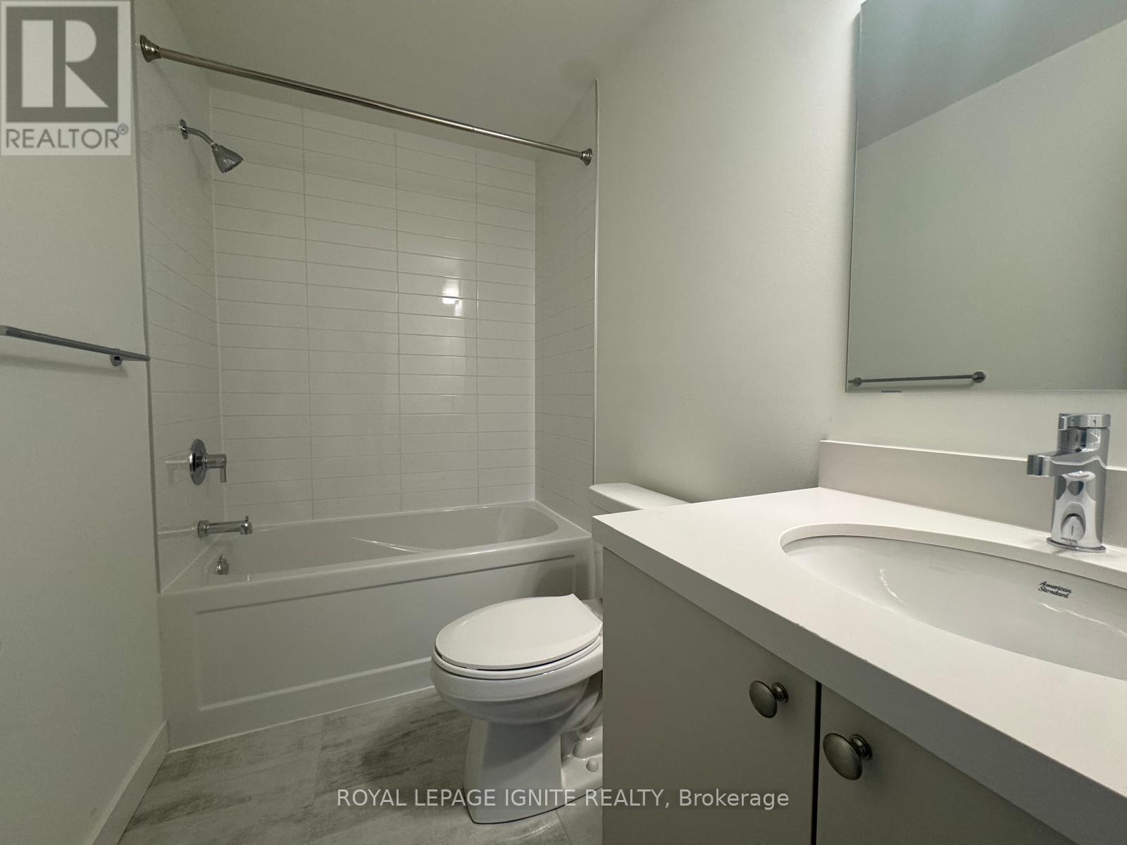 #611 51 CLARINGTON BOULEVARD - 9