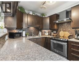 102 2528 E Broadway, Vancouver, BC V5M4V2 Photo 12