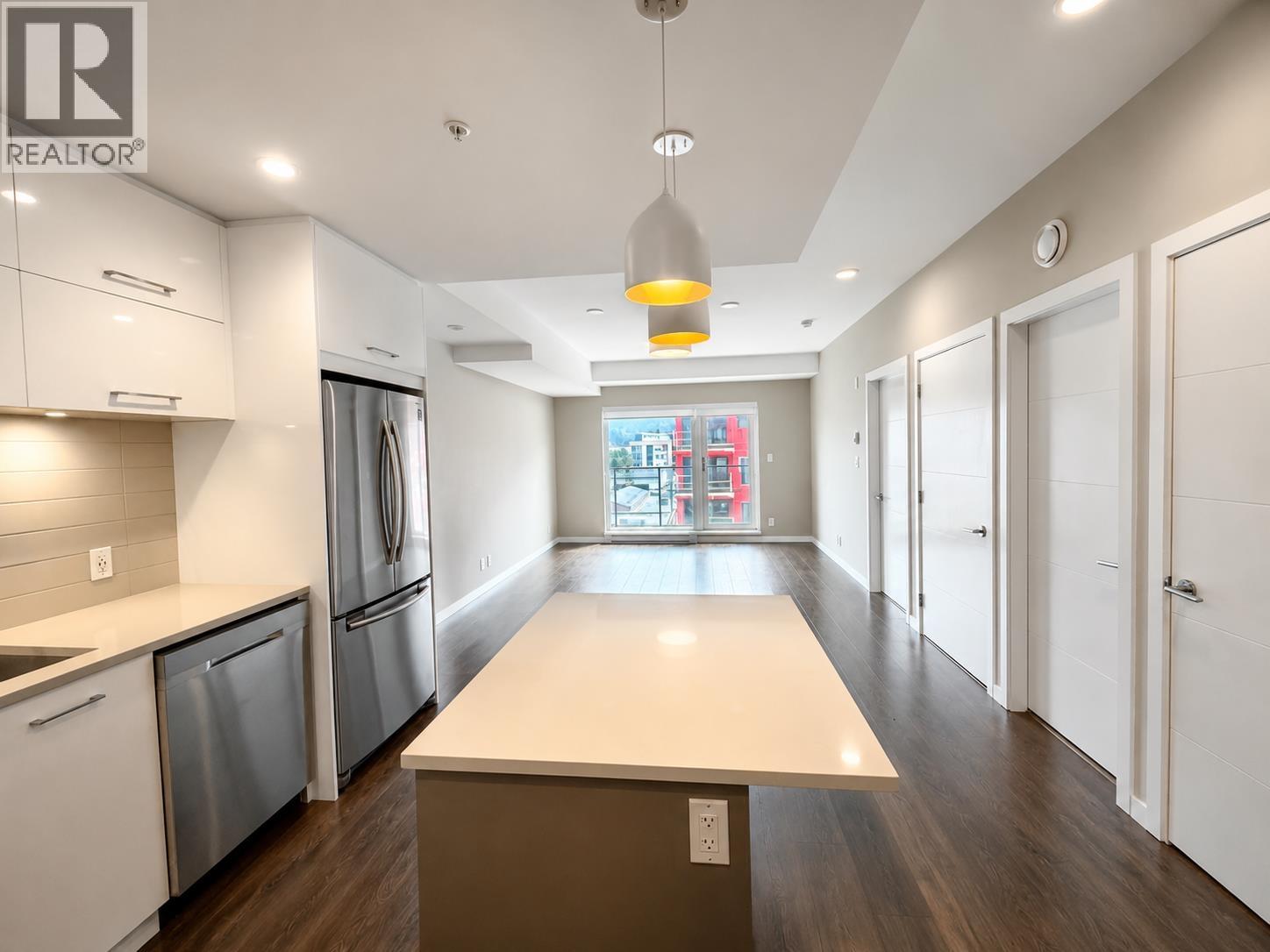 512 38033 SECOND AVENUE, Squamish