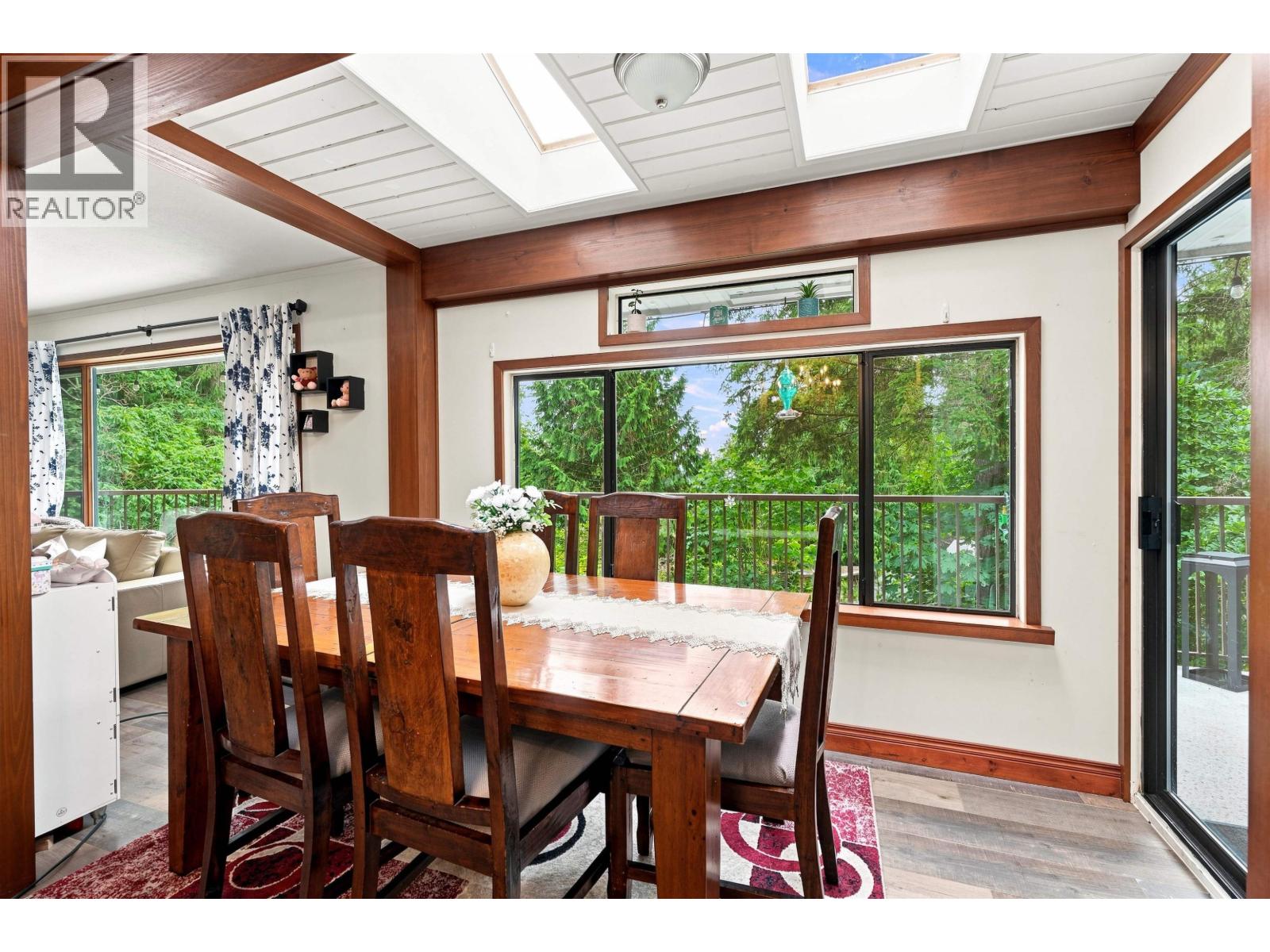 1523 GRANDVIEW ROAD, Gibsons