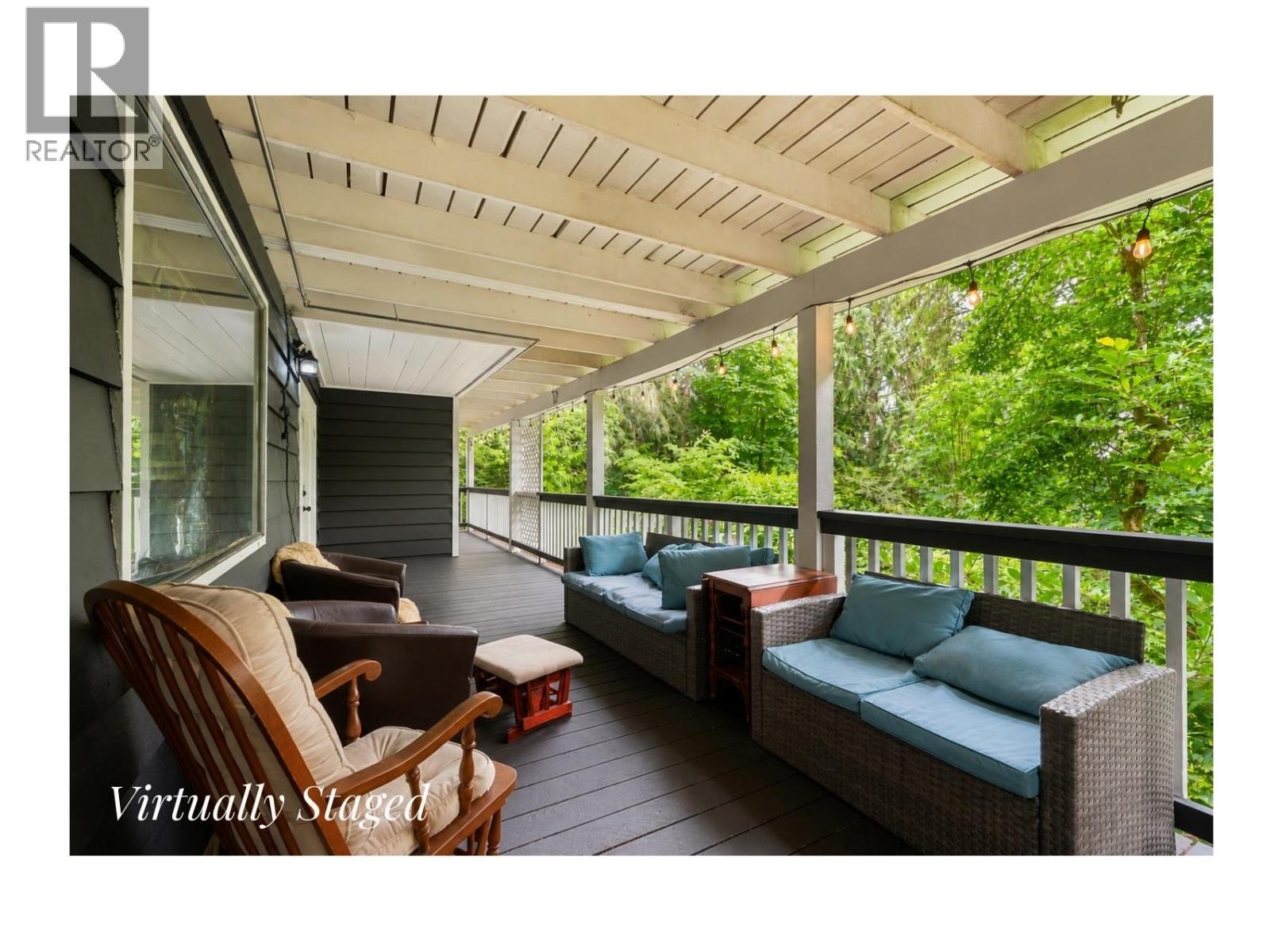 1523 GRANDVIEW ROAD, Gibsons