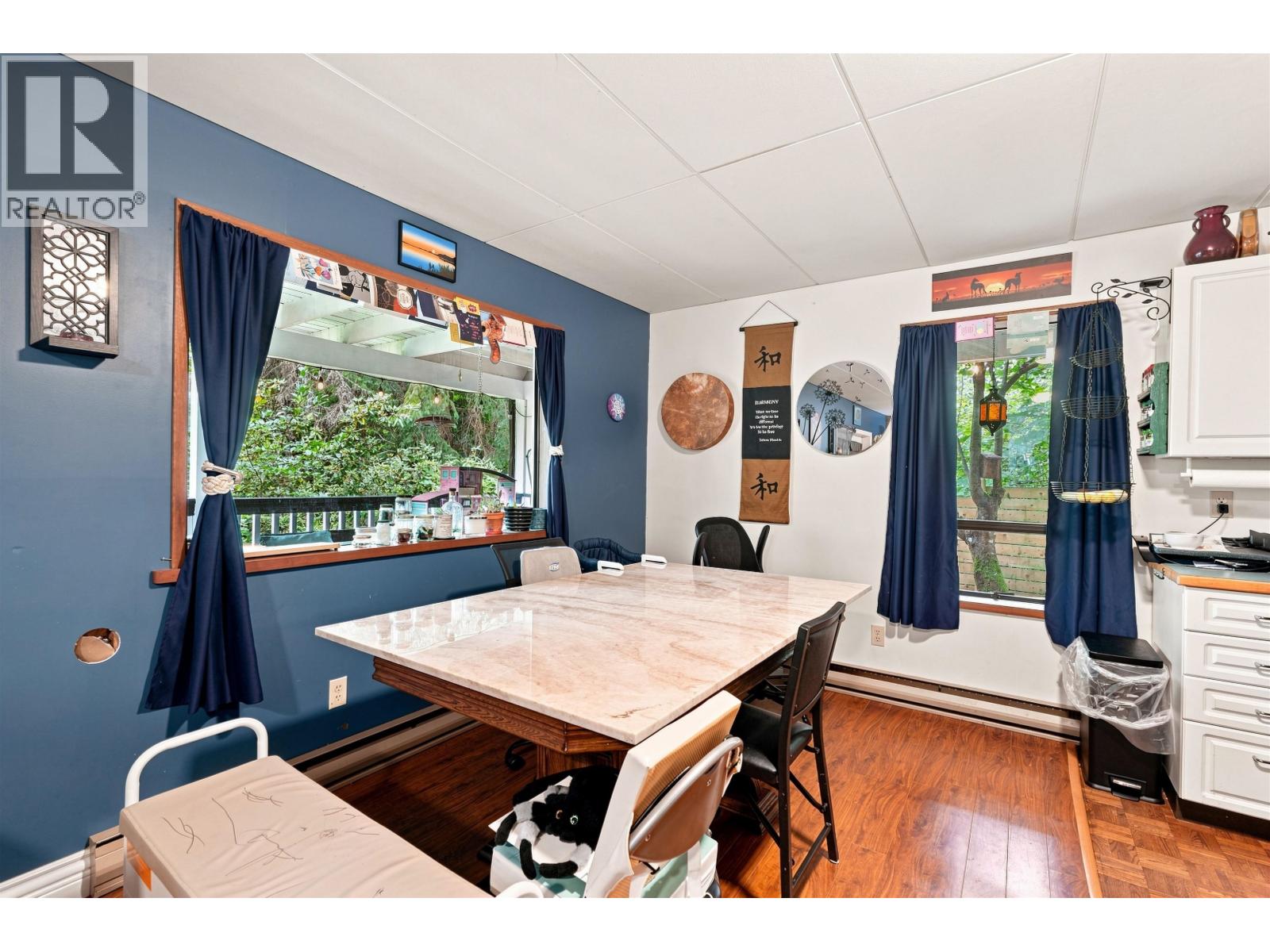1523 GRANDVIEW ROAD, Gibsons