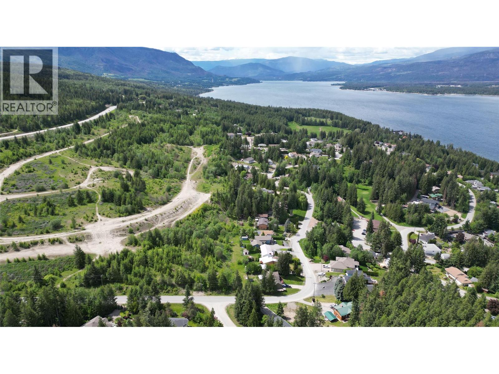  2902 Cedar Drive, Blind Bay
