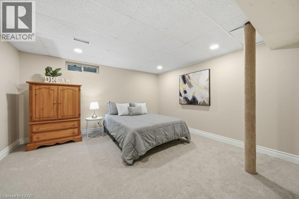 2229 HERRGOTT Road - Image 38