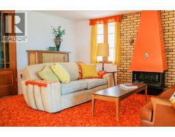 21 Sands Street, Rochon Sands, AB T0C3B0 Photo 8