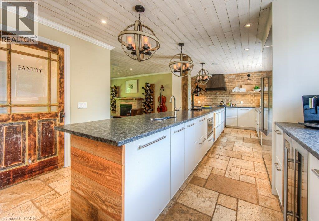 8466 SIDEROAD 30 - Image 16