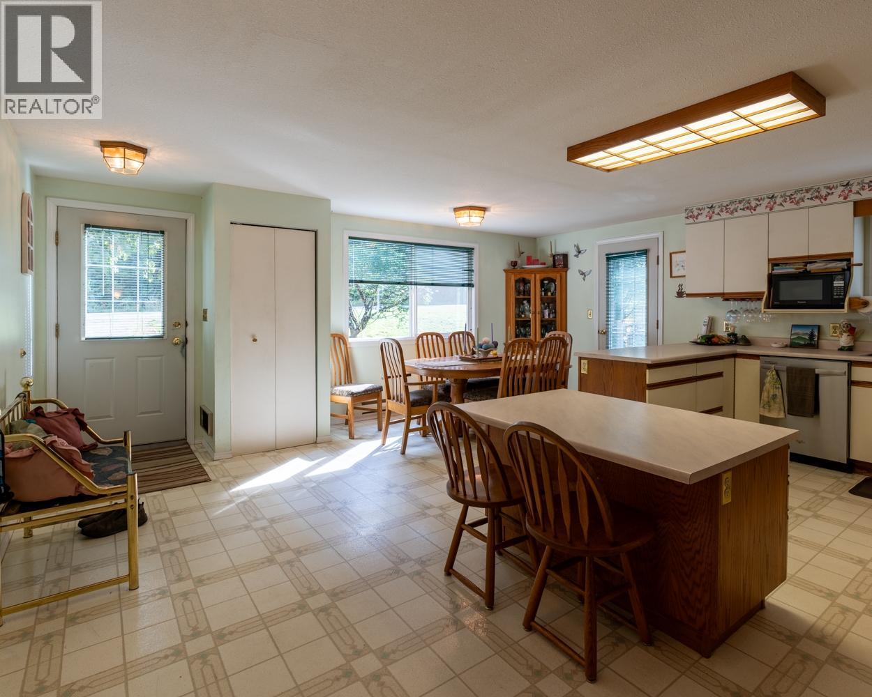 467 MEADOW CREEK Road - 22