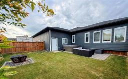30 Hillcrest Drive, Neepawa, MB R0J1H0 Photo 42