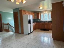 89070 16 Highway, Neepawa, MB R0J1H0 Photo 8