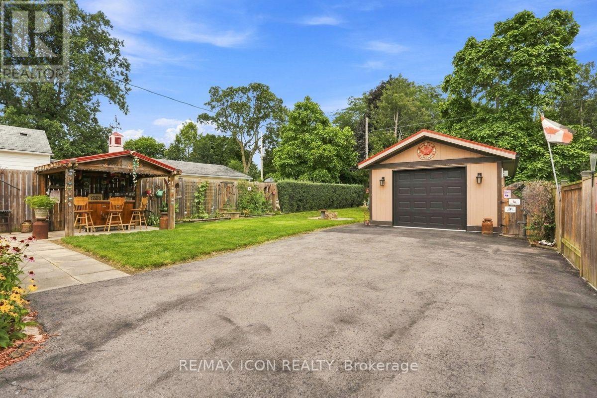 374 HALE STREET - Image 26