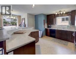 Primary Bedroom - 148 Rundlecairn Rise Ne, Calgary, AB T1Y2Y3 Photo 7
