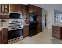 Bedroom - 148 Rundlecairn Rise Ne, Calgary, AB T1Y2Y3 Photo 9