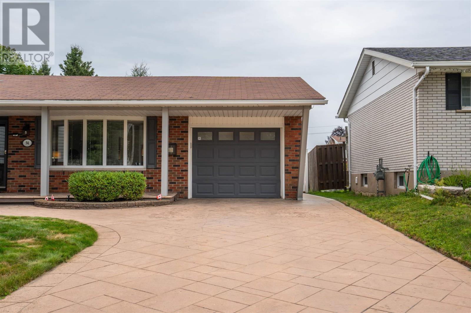94 Laronde AVE - 34