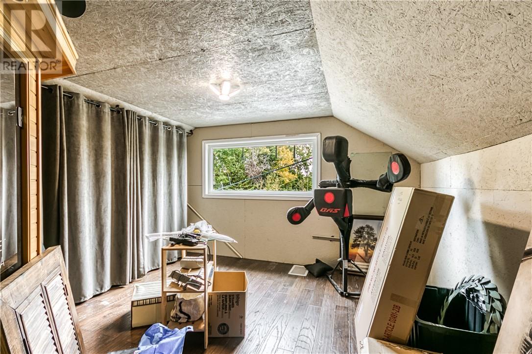5119 Desmarais Road - Image 31