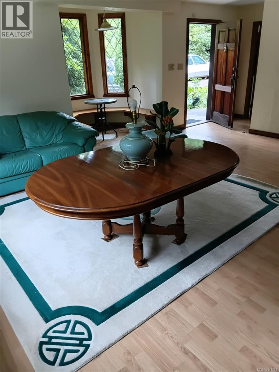 5154 Island Hwy W - 18