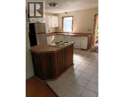 Sunroom - 5154 Island Hwy W, Qualicum Beach, BC V9K1Z1 Photo 8