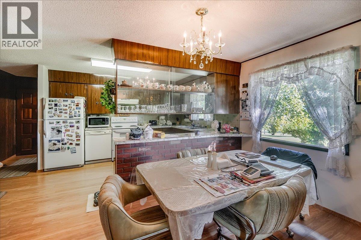 807 Waterloo Road - 64