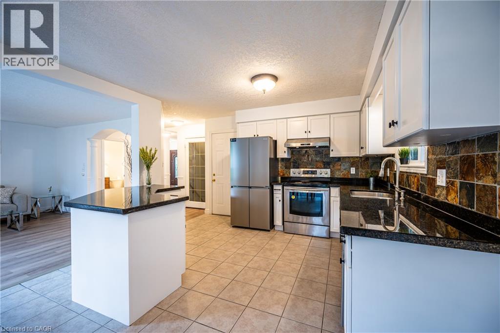 743 BUTTERNUT Avenue - Image 20