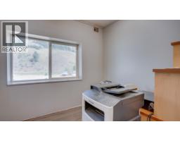 1453 Dyffryn Road, Lumby, BC V0E2G0 Photo 29