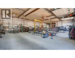 1453 Dyffryn Road, Lumby, BC V0E2G0 Photo 11