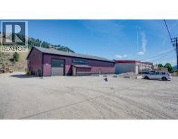 1453 Dyffryn Road, Lumby, BC V0E2G0 Photo 45